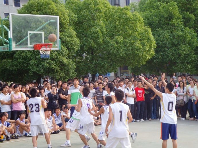 职院社团篮球社