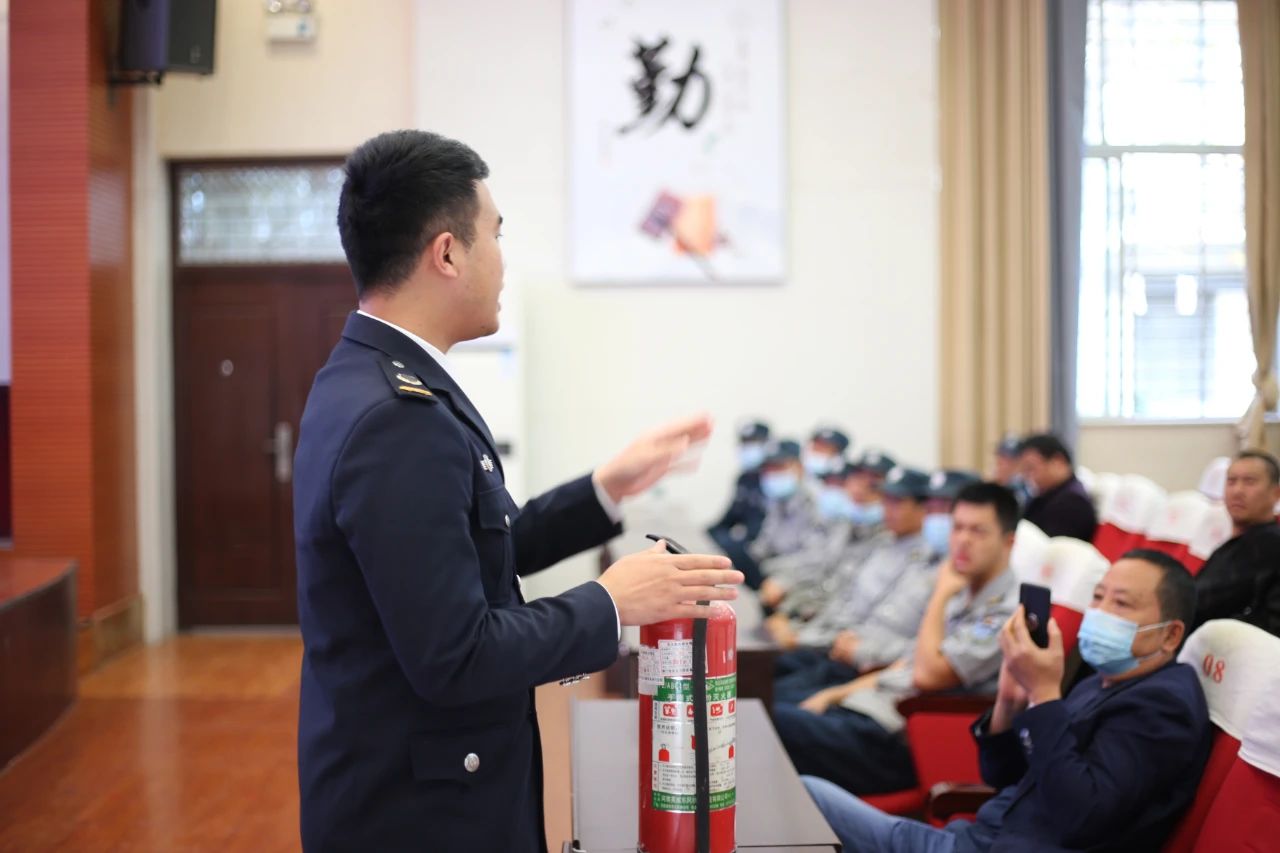 开展消防宣传活动 携手共筑平安校园