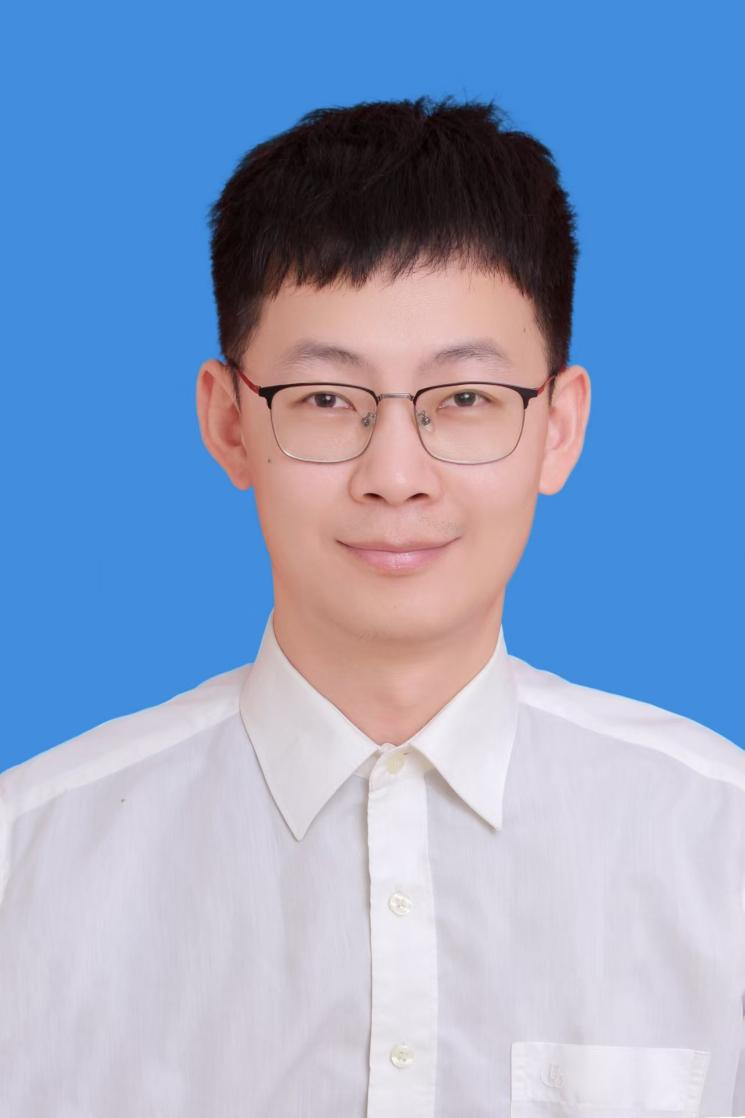 杨炎泽